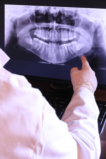 Best Emergency Dental Care for Broken or Chipped Teeth in Somerset, TX